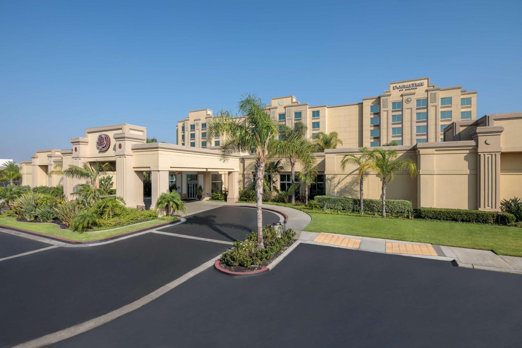 Doubletree By Hilton Los Angeles/קומרס מראה חיצוני תמונה