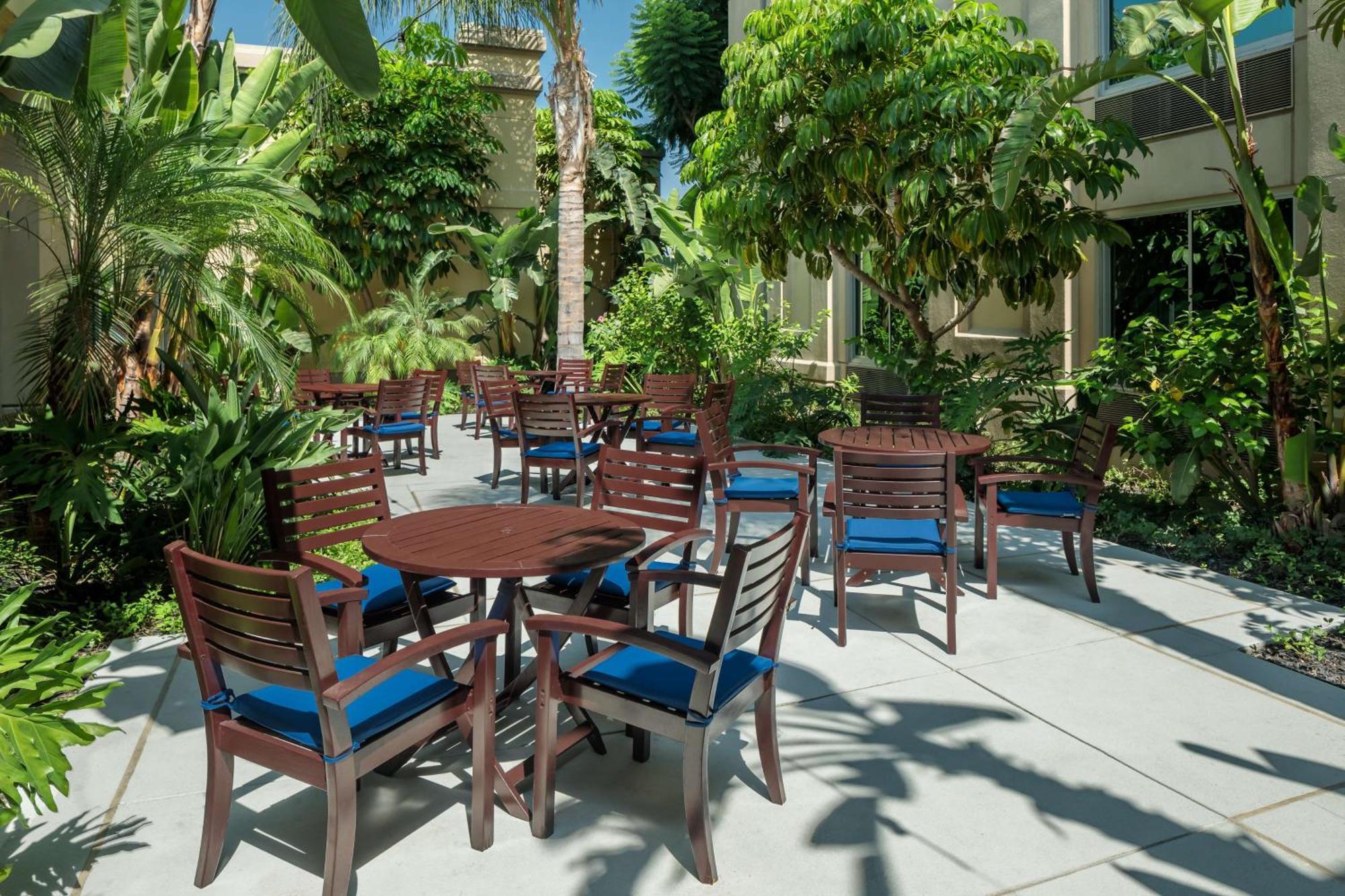 Doubletree By Hilton Los Angeles/קומרס מראה חיצוני תמונה